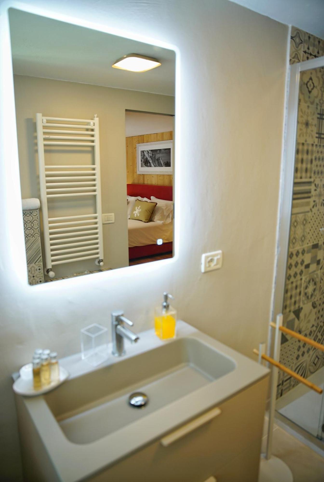 Bed and Breakfast Lo Chalet Pontboset Экстерьер фото
