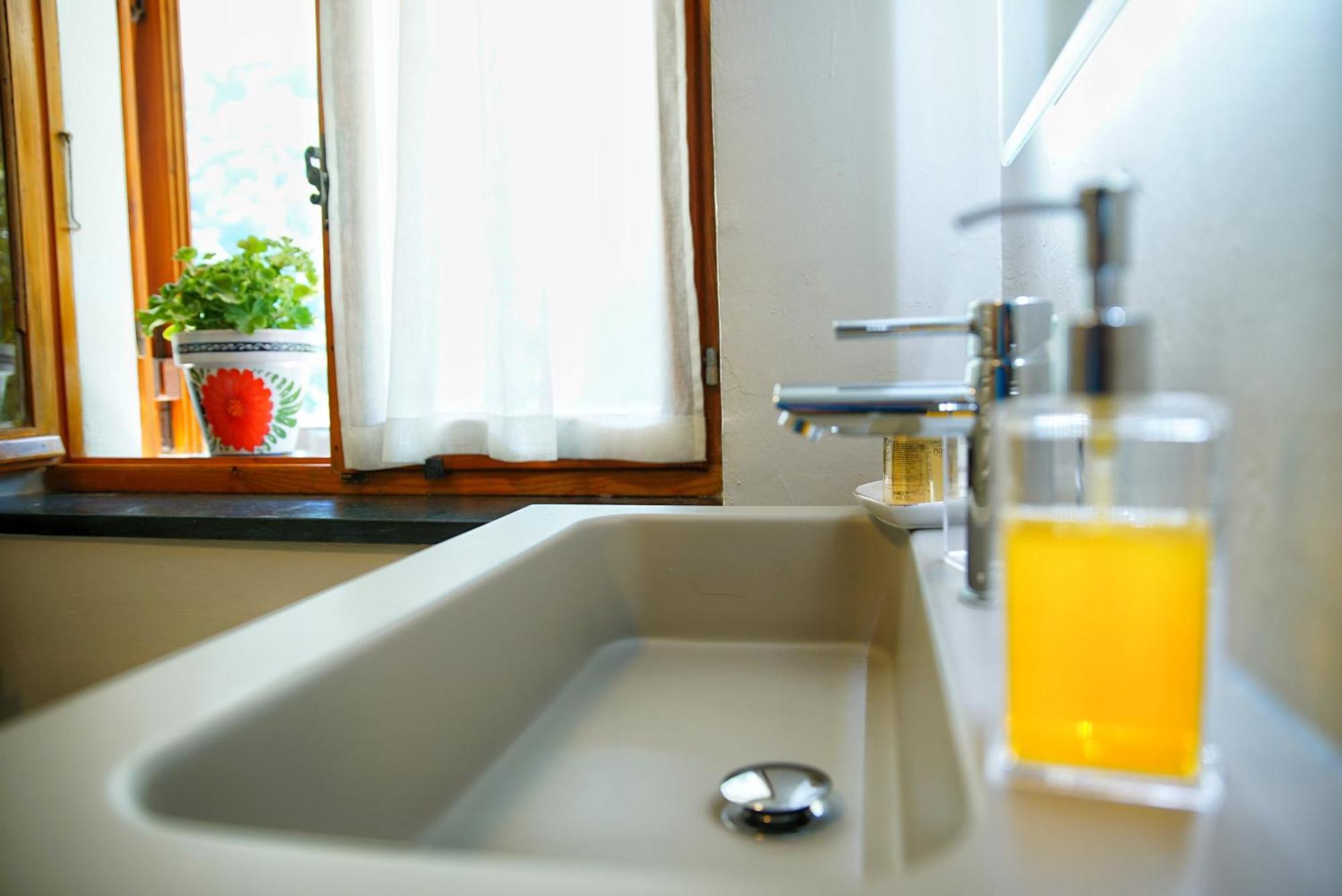Bed and Breakfast Lo Chalet Pontboset Экстерьер фото